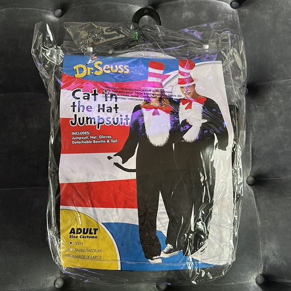 Dr. Seuss Cat in the Hat Costume - Picture 6 of 6